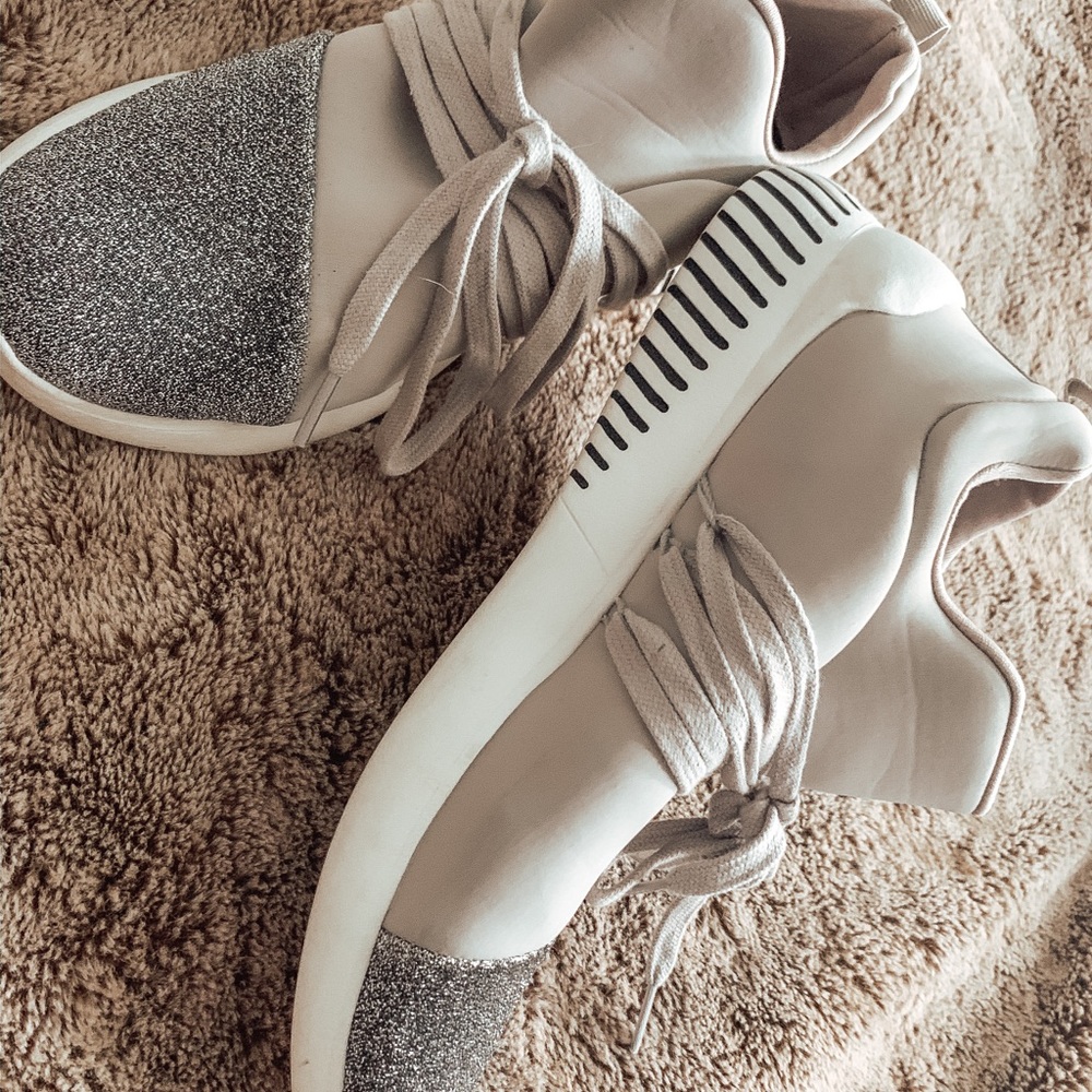 Sparkly tennis shoes